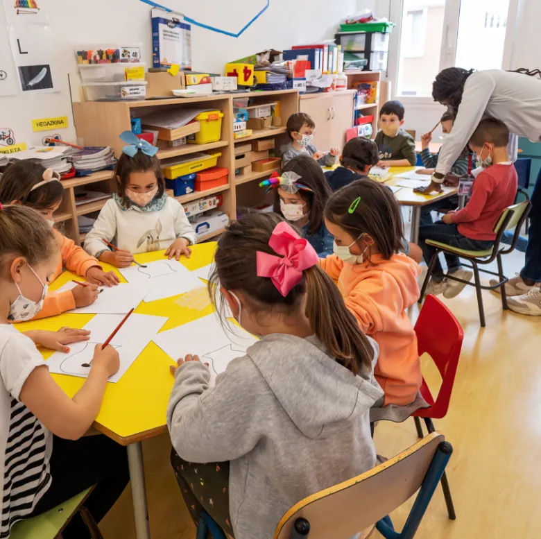 Academia de inglés en Bilbao para niños_Clases para niños de 3 a 10 años@3x